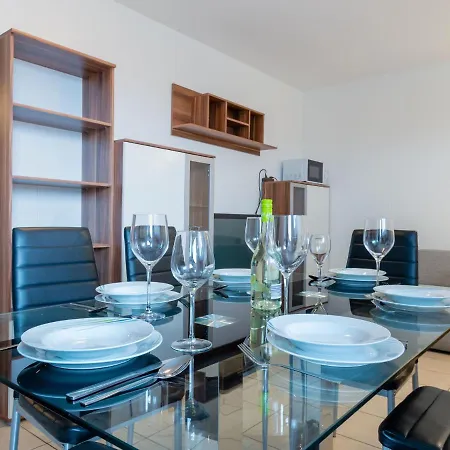 With Beautiful View Near Zell Am See & Kaprun, With Sauna Piesendorf