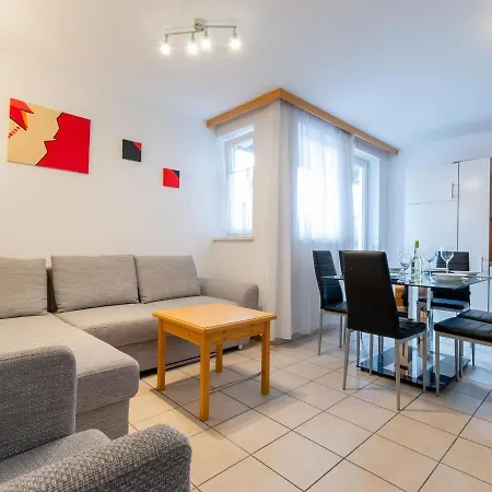 With Beautiful View Near Zell Am See & Kaprun, With Sauna Apartament *